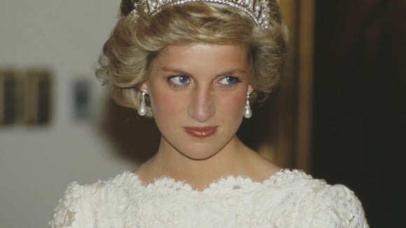 Vidente faz 'conexão' com princesa Diana e prevê escândalo na família real após Kate Middleton revelar câncer