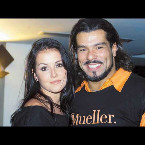 Deborah Secco e Maurício Mattar namoraram por 11 meses no início dos anos 2000