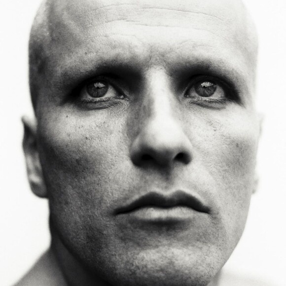 Bruno Gagliasso, careca e 14 kg mais magro, é comparado com vilão de ' Harry Potter' por novo visual: 'Voldemort é você?'