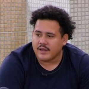 Lucas Buda é o último participante do grupo gnomos que resta no 'BBB 24'