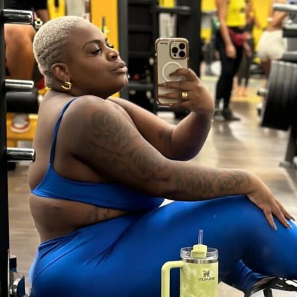 Jojo Todynho treina boxe com macacão vermelho coladinho e deixa até Gracyanne Barbosa orgulhosa