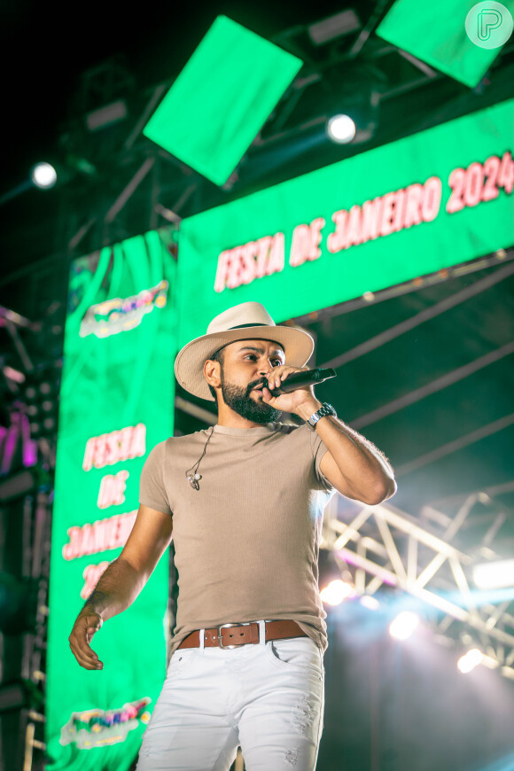 Lançada há aproximadamente um mês nas plataformas de áudio e vídeo, a música “Casca de Bala”, do cantor Thullio Milionário, já pode ser considerada um dos maiores sucessos de 2024