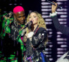 Madonna tem o que no joelho? Saiba motivo da cantora usar proteção em show de Copacabana em 4 de maio de 2024