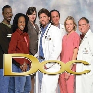 'Doc' abordava a vida de um médico cristão que se mudou para Nova York; Billy Ray Cyrus era o protagonista e atuou ao lado de Miley Cyrus e Tyler Posey nos anos 2000