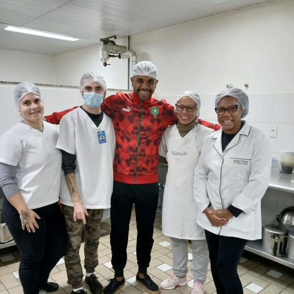 Web percebeu que Davi parou de postar tantas fotos sorrindo após receber críticas nas redes sociais