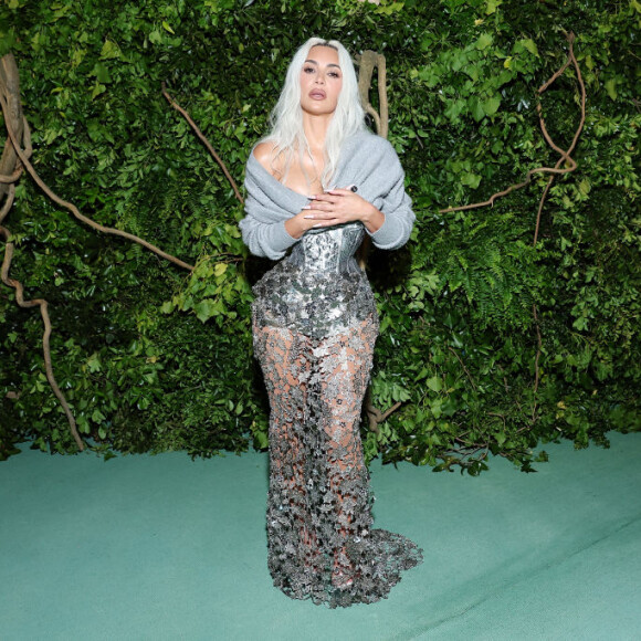 Look de Kim Kardashian no MET Gala 2024 dividiu opiniões na web