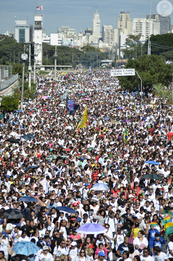 Em contato com o jornal, a Globo confirmou que foi uma decisão editorial para dar espaço à cobertura da Marcha para Jesus, mas garante que não houve 'ligação religiosa'