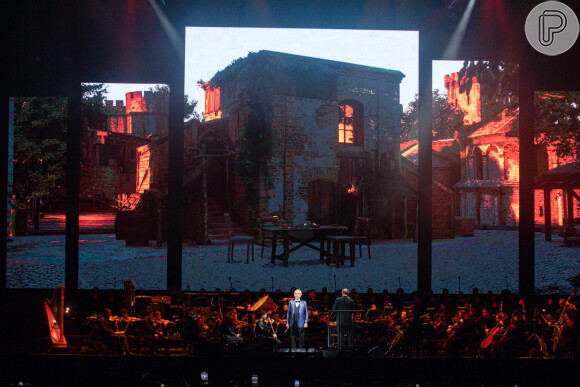 Ana Maria Braga foi ao show de Andrea Bocelli com o namorado