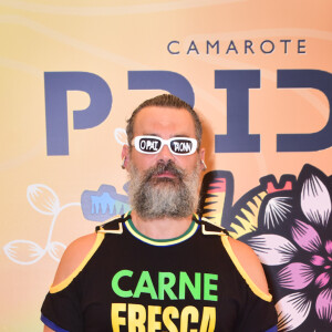 Carmo Dalla Vecchia foi um dos famosos mais comentados da Parada do Orgulho LGBTQIAPN+ no último domingo (02)