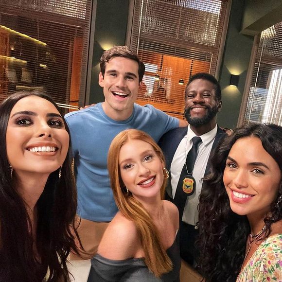 Fábio Assunção e Isa Salmen acabaram o namoro em março, um mês após relação vir à tona; atriz esteve no elenco da novela 'Fuzuê'