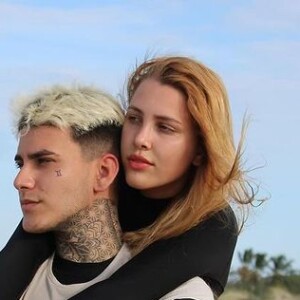 Arthur Urach namora com Gabi Ayala desde o ano passado