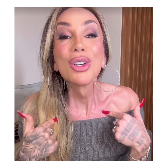 Ainda sussurrando, mas já com voz, Maya Massafera convidou seus seguidores para apostar em postagens nos stories