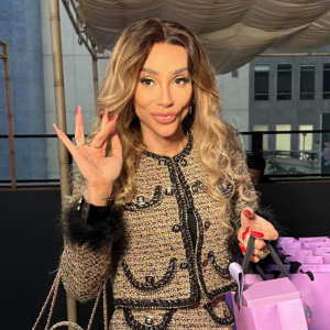 Acusada de ter mentido sobre ter ficado muda, Maya Massafera passou por uma segunda cirurgia recentemente