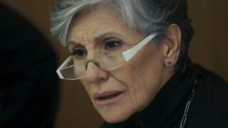 Cotada para viver Odete Roitman em remake de 'Vale Tudo', Cássia Kis deixa TV Globo após mais de 40 anos: 'Desempregada'