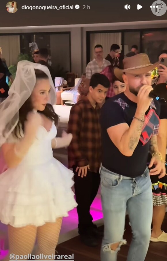 Diogo Nogueira se apresentou na festa junina que fez com Paolla Oliveira