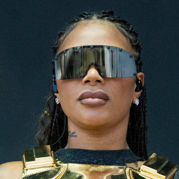 Ludmilla errou termo por usar tradutor online com Lewis Hamilton