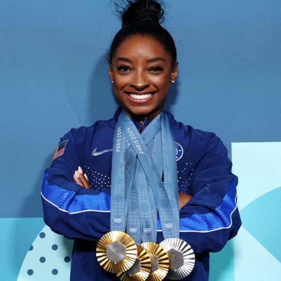 Simone Biles ganhou três medalhas de ouro e uma de prata nas Olimpíadas de Paris 2024