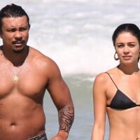 É o amor! Sophie Charlotte e Xamã se pegam muito e dão beijão em praia do Rio de Janeiro. Veja fotos do flagra!