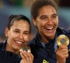 Ana Patrícia e Duda conquistaram ouro em vôlei de praia nesta sexta-feira (9)