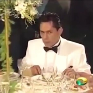 Cantor Leandro estava entre os convidados famosos da festa de 15 anos de Sandy. Ele morreu quase cinco meses depois