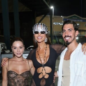 Sabrina Sato e o casal Giovanna Lancellotti e Gabriel David se encotraram em evento do carnaval 2025