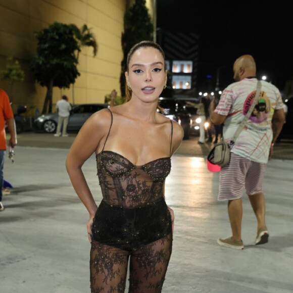 Giovanna Lancellotti elegeu transparência para evento do carnaval 2025