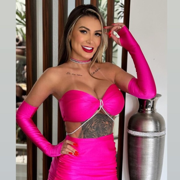 Andressa Urach é modelo e estrela pornô de diversos conteúdos adultos.