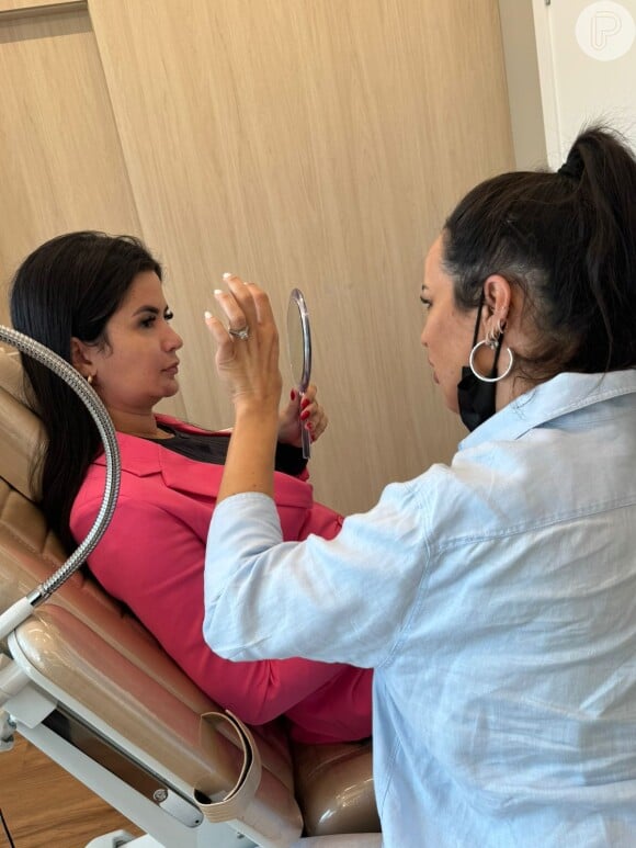 Vanessa também recebeu aplicações de skinbooster, que proporcionaram uma hidratação profunda e redução das linhas finas