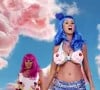 Katy Perry em 'Teenage Dream' com look colorido