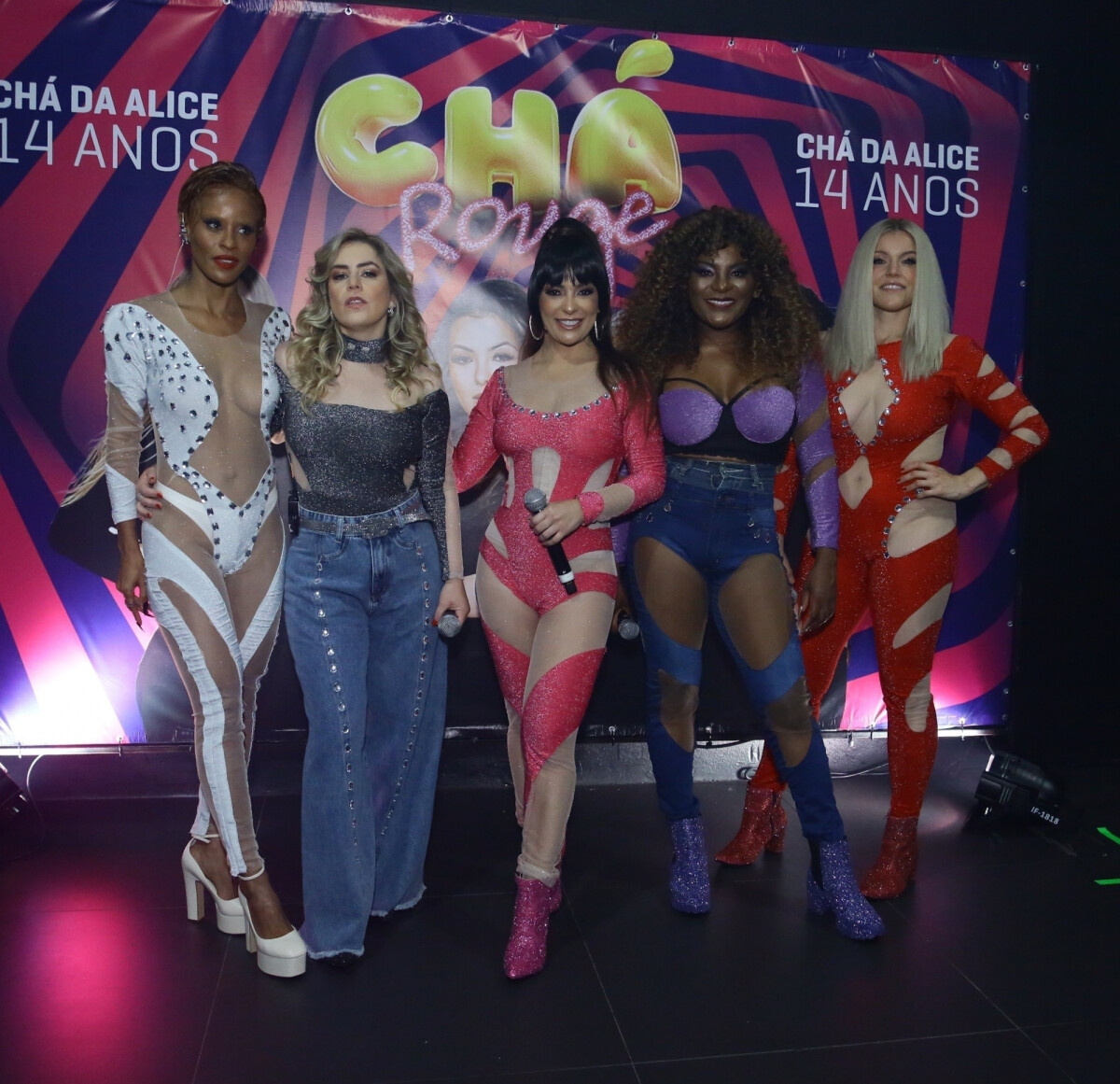 Foto: Ex-grupo Rouge, Fantine Thó revelou que o grupo chegou a viajar ...