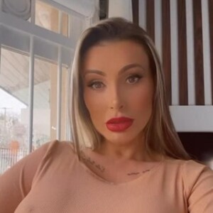 Andressa Urach: 'Não estou bem psicologicamente. Estou fazendo acompanhamento com psicólogo semanalmente. Para lidar com as minhas emoções'