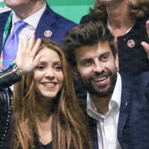 A nova turnê de Shakira alfineta o ex-esposo, Piqué, com a música 'Las Mujeres Ya No Lloran', um projeto que surgiu após o fim do seu casamento com o astro.