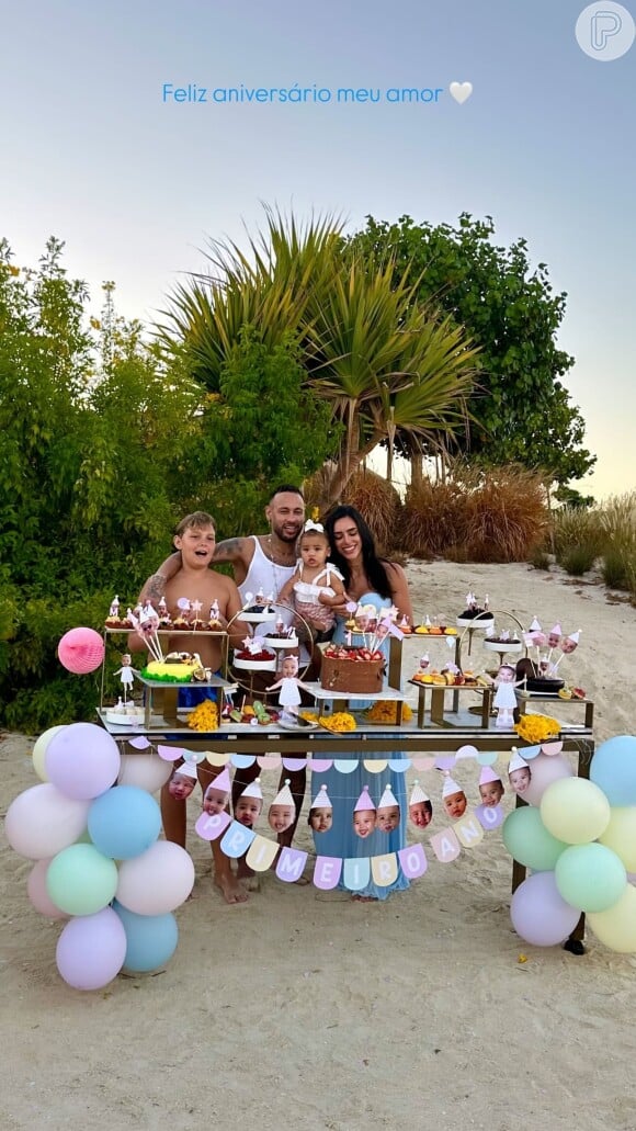 Aniversário de Mavie contou com a família de Neymar e Bruna Biancardi e alguns amigos íntimos do casal