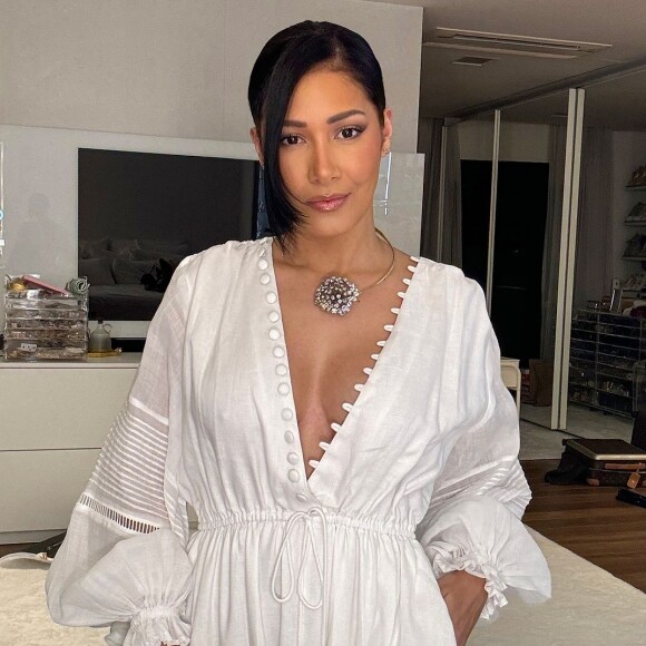 1. Simaria é a menina da foto!