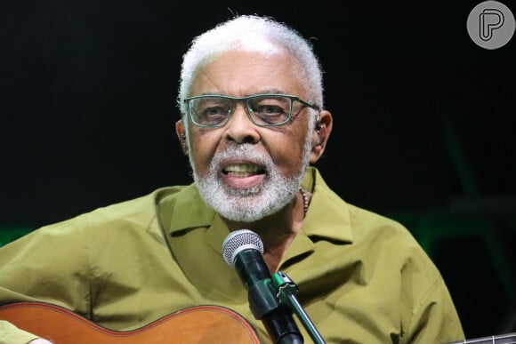 14. Gilberto Gil é o menino da foto!