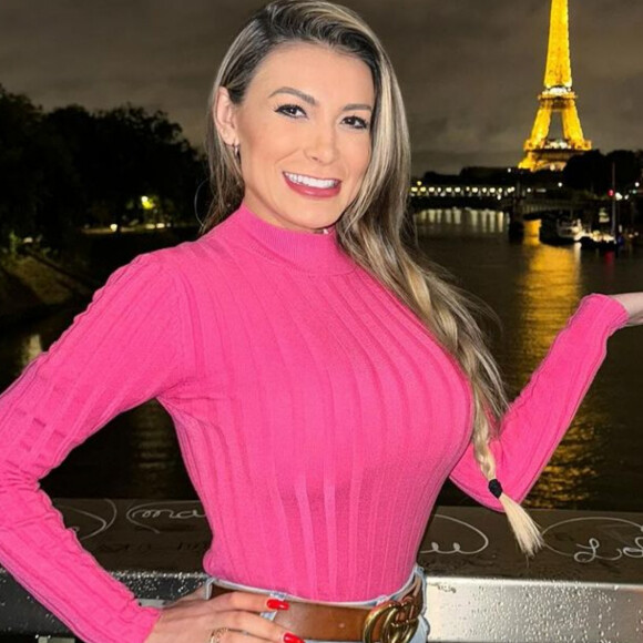 'Deus é mulher também': Andressa Urach provoca ao ironizar clássica passagem da Bíblia e revolta web