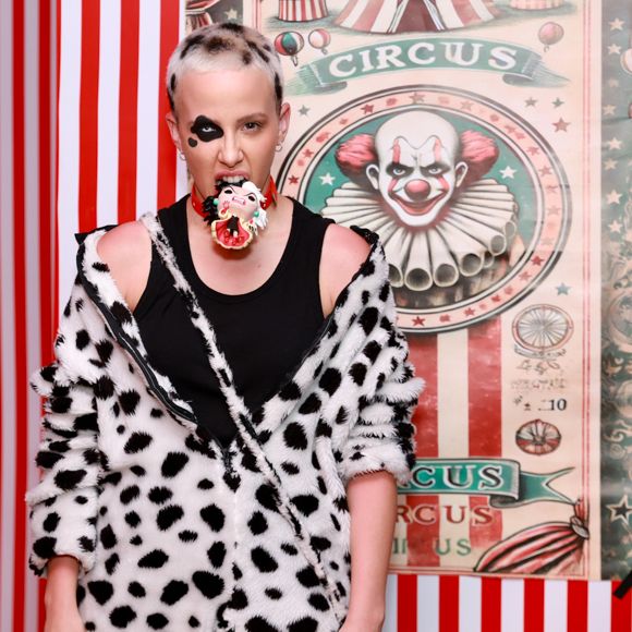 Marcella Rica fez uma fantasia criativa inspirada no filme 'Os 101 Dálmatas'