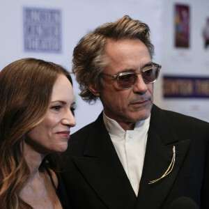 Robert Downey Jr. é casado com Susan Downey.