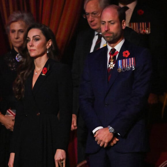 Kate Middleton prestigia evento anual organizado pela Royal British Legion, que homenageia o serviço e os sacrifícios das Forças Armadas Britânicas e da Commonwealth