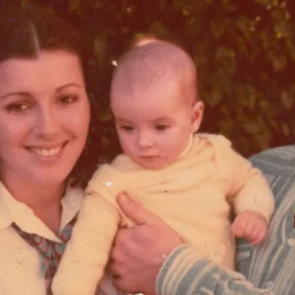 Helena Rizzo é filha de uma artista plástica e professora, e de um engenheiro civil.