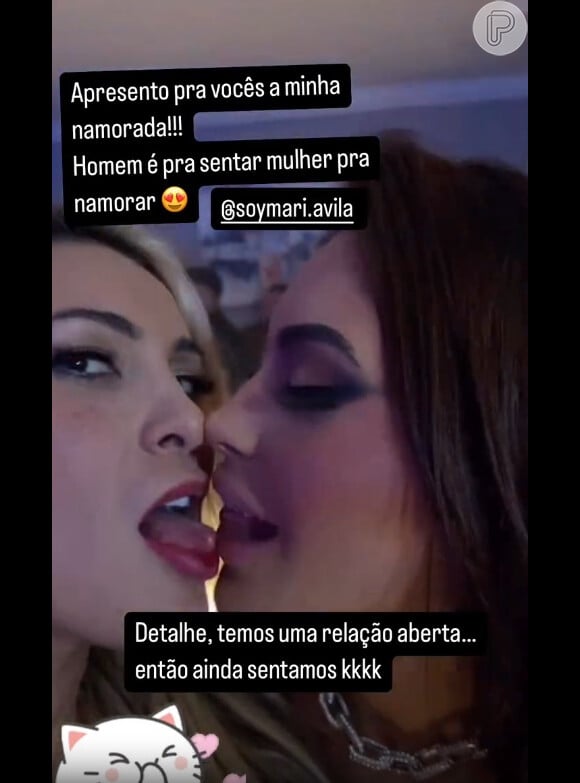 Andressa Urach exibiu momento íntimo com a namorada, Mari Ávila: 'Relação aberta'