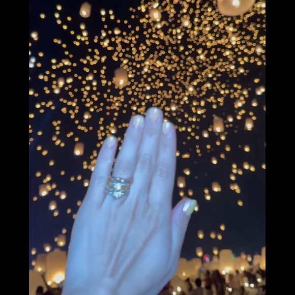 Larissa Manoela exibiu aliança após novo pedido de casamento de André Luiz Frambach durante viagem à Tailândia