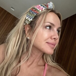 E desta vez não foi diferente! Eliana recebeu muitos elogios por sua foto, além de comemorações com o primeiro programa na TV Globo