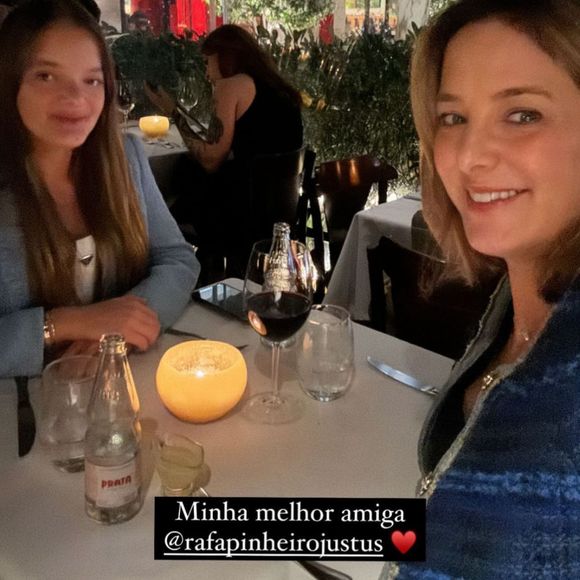 Rafaella Justus e Ticiane Pinheiro ganharam vários elogios, como o de um internauta que publicou: 'Cada dia mais linda'.
