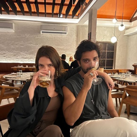 Além de Agatha Moreira, Rodrigo Simas recebeu outros elogios de internautas, que babaram pela foto