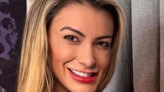 'Como recusar o pedido?': Andressa Urach grava novo vídeo pornô com mulher grávida e causa revolta na web. 'Coitado desse bebê'