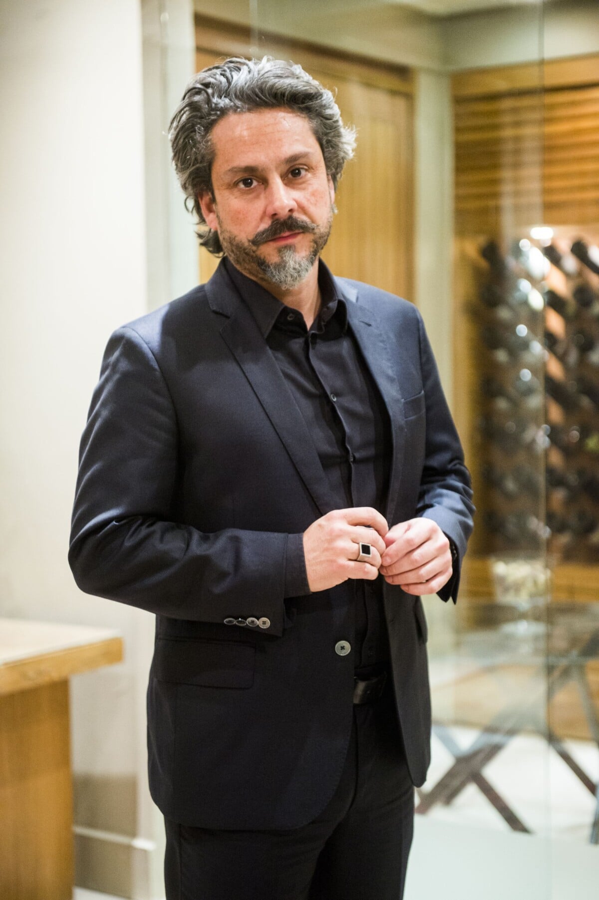 Foto: No ar como o comendador José Alfredo na novela 'Império ...