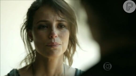 Danny Bond (Paolla Oliveira) diz à Marília (Maria Fernanda Cândido) que a ama