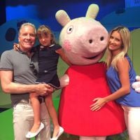 Roberto Justus leva a filha Rafaella para espetáculo infantil: 'Com a Peppa'