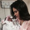 Raissa Machado, rainha de bateria da Unidos do Viradouro, deu à luz Nicole no dia 31 de dezembro de 2014